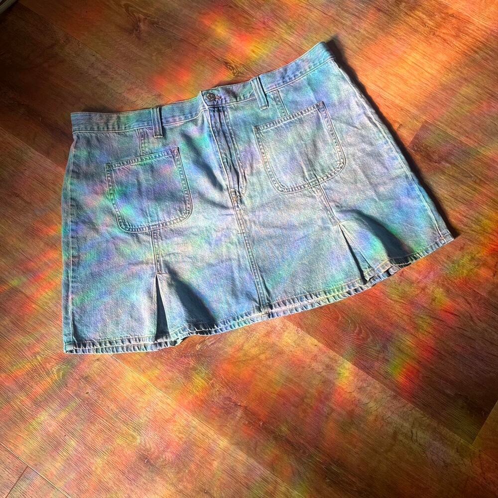 NWT Madewell Plated Denim Mini-Skirt in Light Wash (Size 33")